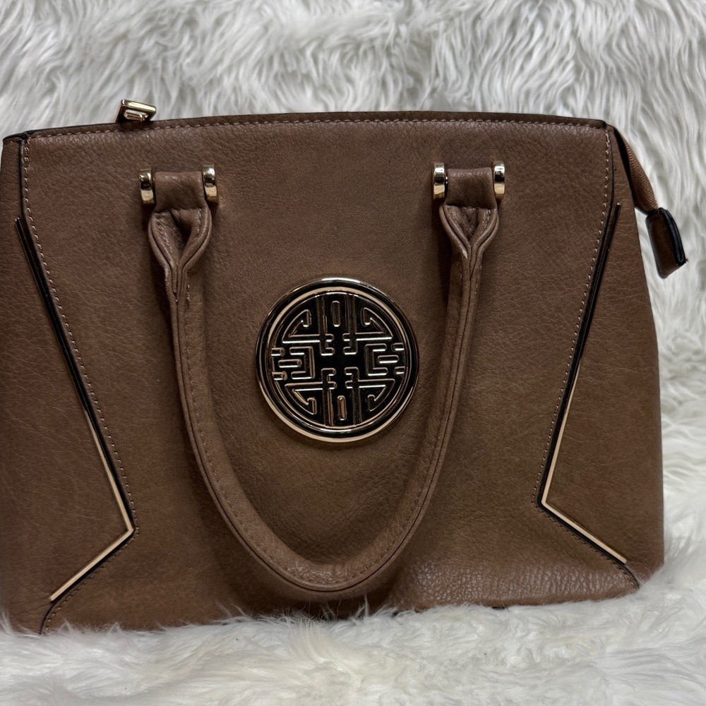Elegant Brown Satchel with Gold Detailing